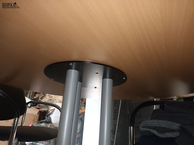 Lot 2 - ronde keukentafel - afbeelding 3 van  3