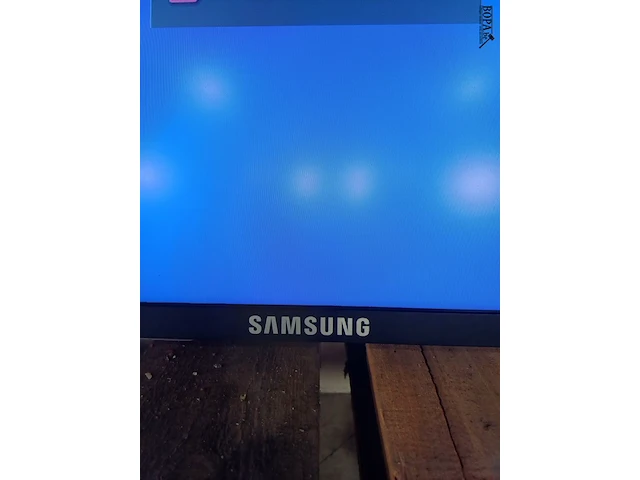 Lot 2 - samsung tv - afbeelding 2 van  4