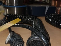Lot 2 - spiraal verlengkabel - afbeelding 2 van  3