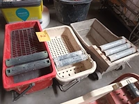 Lot 2 - sponskuisbak. 3 stuks - afbeelding 2 van  2