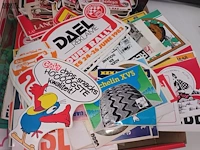Lot 2 - vintage verzamel stickers - afbeelding 4 van  4