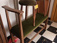Lot 2 - zitbank en krukjes - afbeelding 2 van  3