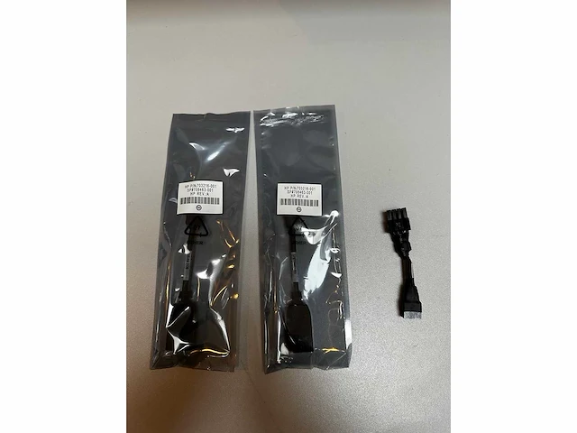 Lot: 2 x grafische kaart hp amd radeon pro w5700 8gb - 5 x mini displayport (2 stuks) - afbeelding 7 van  7