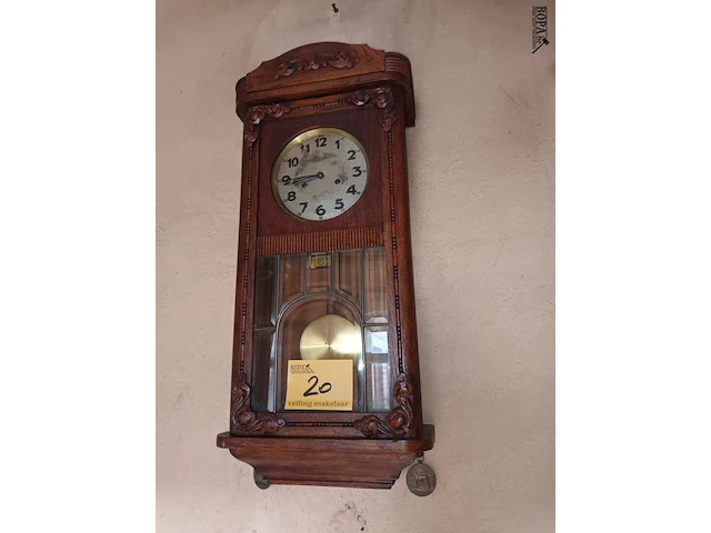 Lot 20 - antieke klok - afbeelding 1 van  3