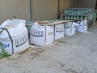 Lot 20 - bigbag witzand. 5 stuks - afbeelding 1 van  4