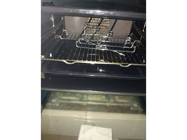 Lot 20 - inbouw oven - afbeelding 3 van  5
