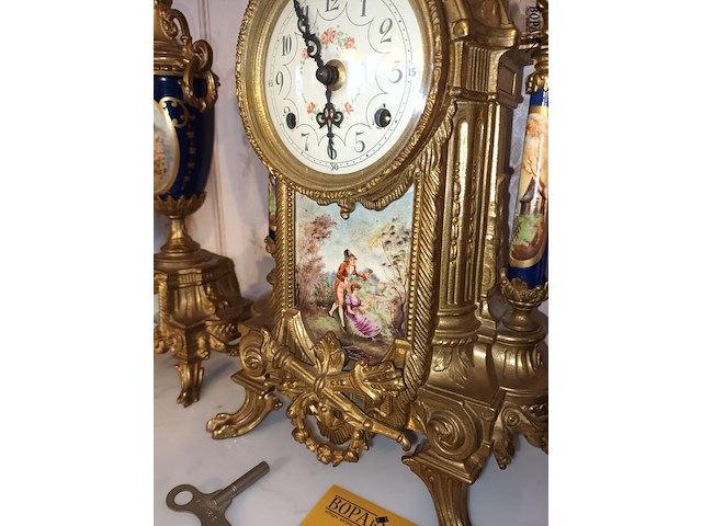 Lot 20 - klokstel - afbeelding 4 van  6