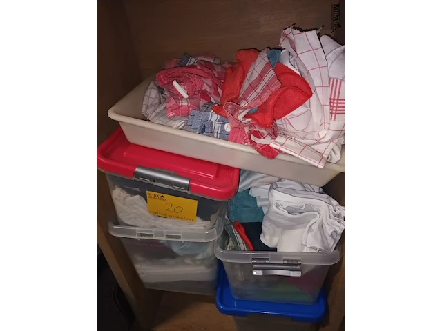 Lot 20 - linnen, mat, werkhandschoenen - afbeelding 3 van  4