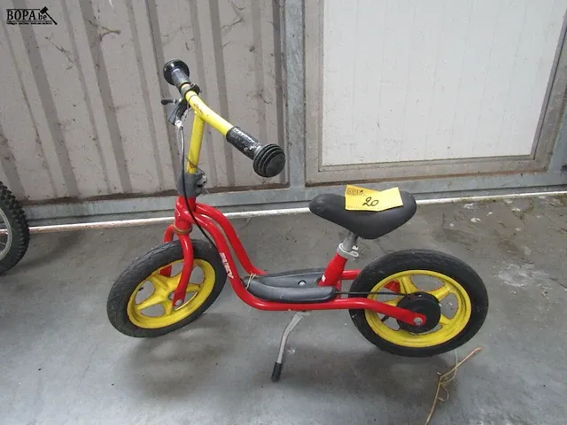 Lot 20 - loopfiets puky - afbeelding 1 van  3