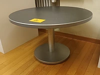 Lot 20 - ronde bijzettafel - afbeelding 2 van  4