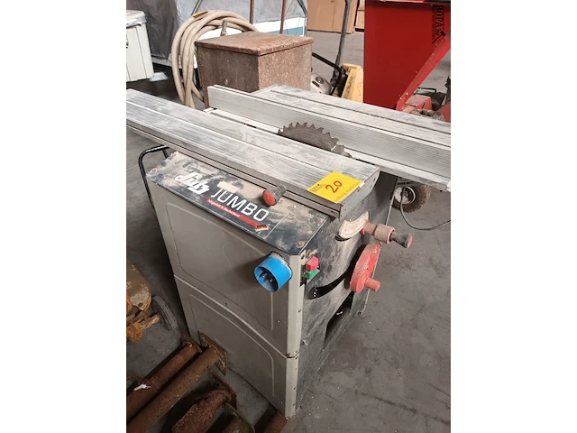 Lot 20 - tafelzaagmachine lutz jumbo - afbeelding 2 van  4