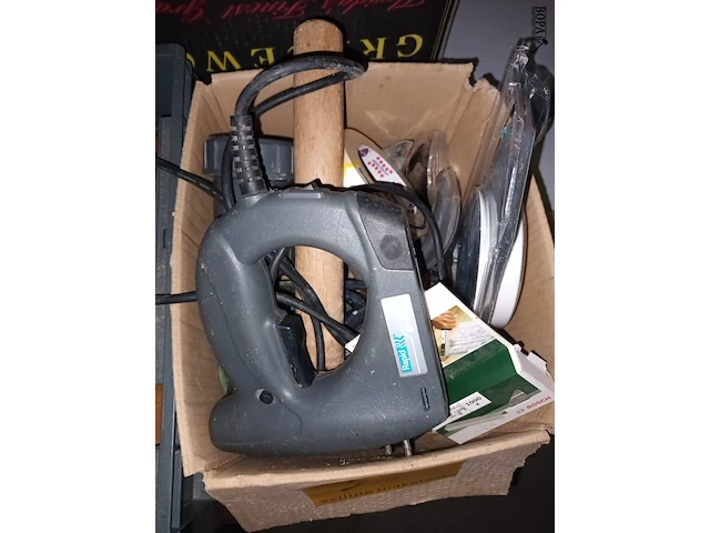 Lot 20 - werkmateriaal - afbeelding 3 van  4