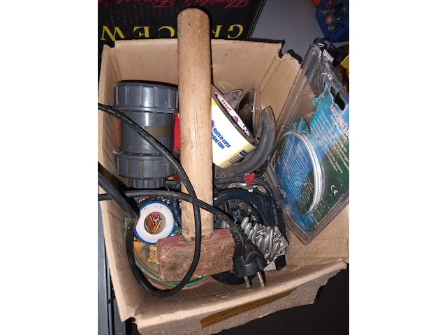 Lot 20 - werkmateriaal - afbeelding 4 van  4