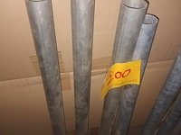 Lot 200 - metalen paaltjes. 9 stuks - afbeelding 2 van  3