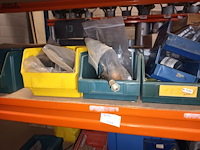 Lot 201 - lot onderdelen voor grasmachines - afbeelding 7 van  7