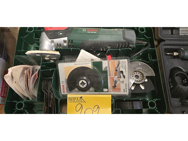 Lot 202 - bosch multitool pmf 250 cs - afbeelding 2 van  3