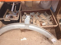 Lot 202 - divers werkmateriaal. inhoud rek - afbeelding 6 van  8