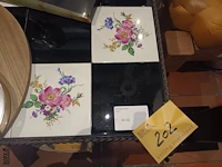 Lot 202 - vintage salontafel met tegels - afbeelding 2 van  3