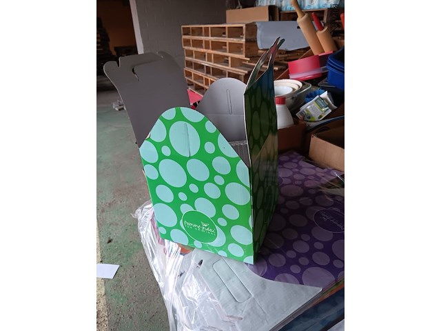 Lot 203 - verpakkingsmateriaal - afbeelding 2 van  3