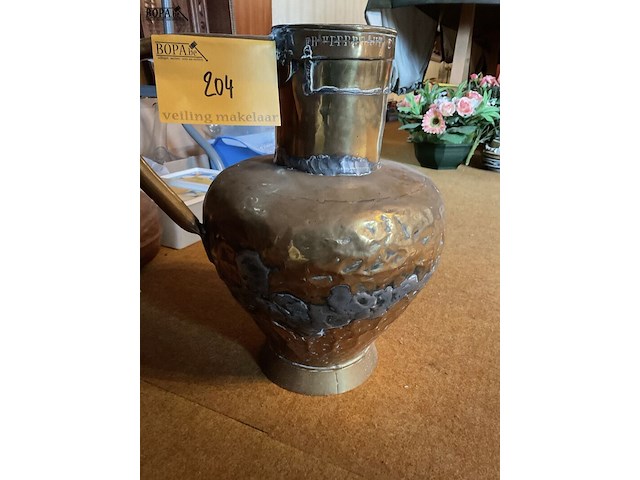 Lot 204 - koperen kan met oor,inscriptie in boord - afbeelding 3 van  5