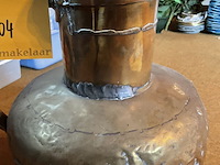 Lot 204 - koperen kan met oor,inscriptie in boord - afbeelding 4 van  5