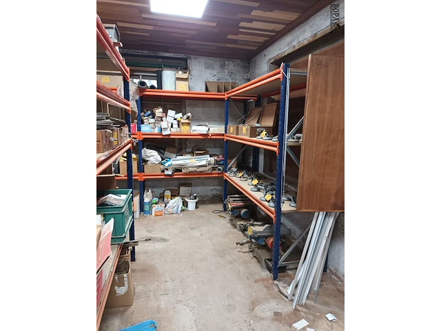 Lot 204 - magazijnstelling - afbeelding 3 van  4