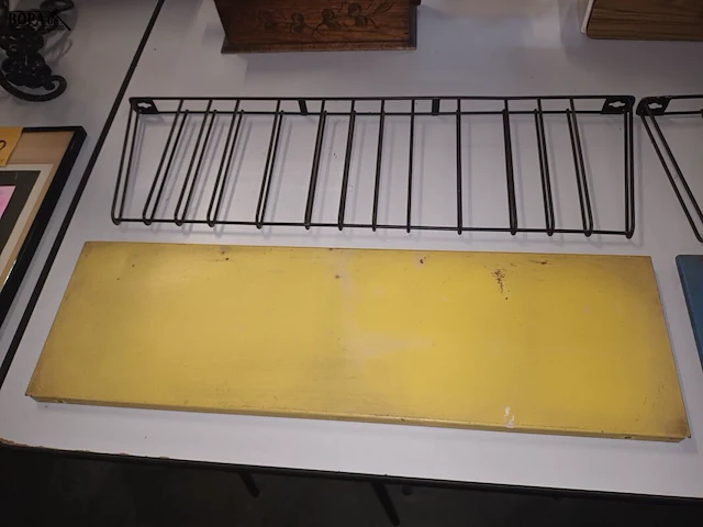 Lot 204 - tomado rekje - afbeelding 2 van  3