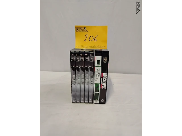 Lot 206 - serie dvd's, 1e wereldoorlog hilter apocalyps, 3 boxen - afbeelding 1 van  1
