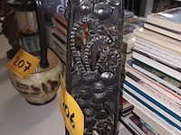 Lot 206 - smeedijzeren staande asbak - afbeelding 4 van  5