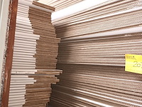 Lot 207 - lot verpakkingsdozen - afbeelding 2 van  3