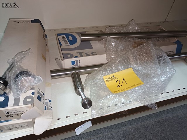 Lot 21 - deurgrepen. 6 stuks - afbeelding 1 van  4