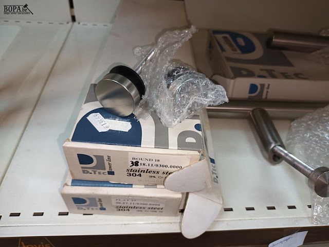 Lot 21 - deurgrepen. 6 stuks - afbeelding 2 van  4