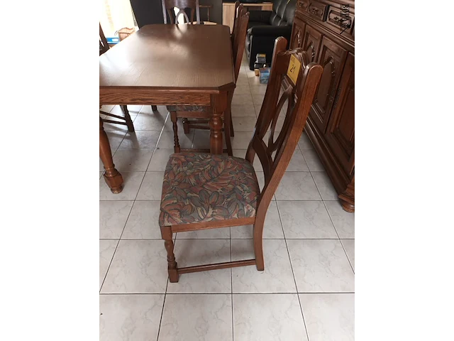 Lot 21 - eetkamer stoelen. 6 stuks - afbeelding 2 van  4
