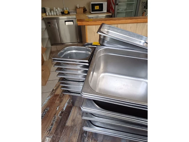Lot 21 - gastronormbakken - 30 stuks - afbeelding 6 van  6