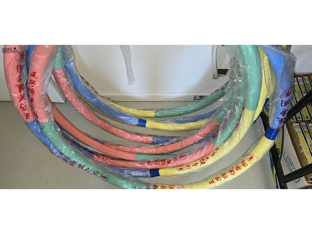 Lot 21 - hoela hoeps 9 stuks - afbeelding 4 van  4