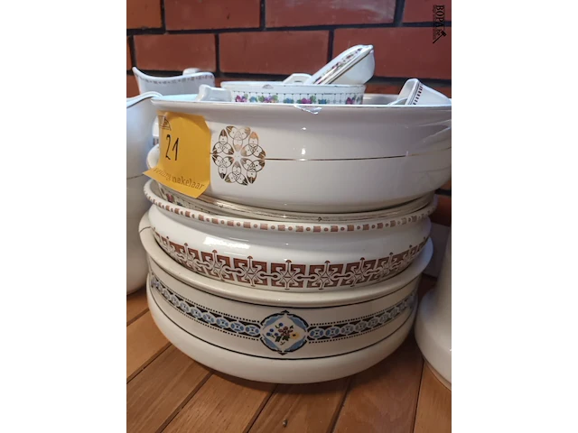 Lot 21 - lampetstellen - afbeelding 3 van  6
