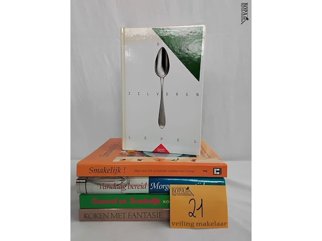 Lot 21 - lot kookboeken, 5 stuks - afbeelding 1 van  1