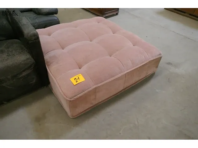 Lot 21 - meubilair - afbeelding 3 van  4