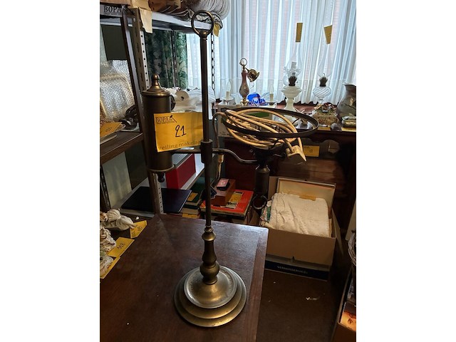 Lot 21 - oude verlichting vde - afbeelding 1 van  3