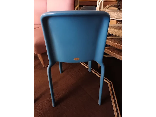 Lot 21 - pedrali stoelen. 12 stuks - afbeelding 3 van  4