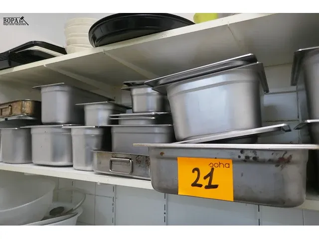Lot 21 - reeks gastronormbakken - afbeelding 1 van  6