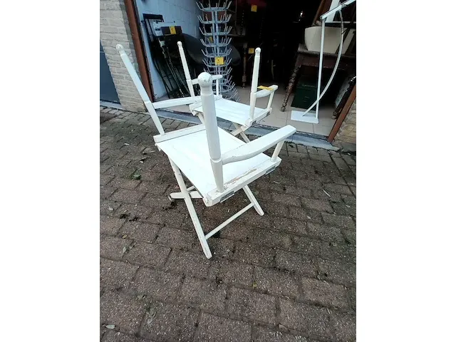 Lot 21 - regisseursstoel. 2 stuks - afbeelding 3 van  3