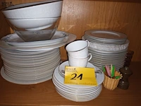 Lot 21 - servies - afbeelding 4 van  5