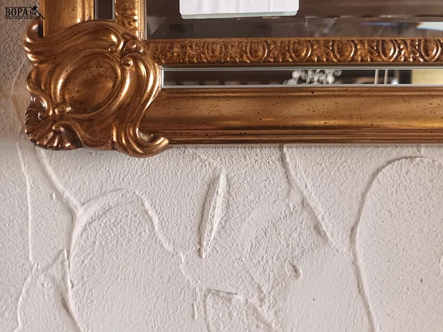 Lot 21 - spiegel in vergulde lijst - afbeelding 2 van  3