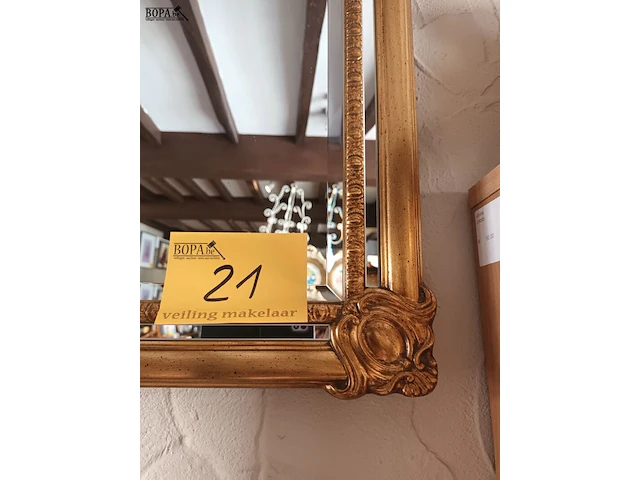 Lot 21 - spiegel in vergulde lijst - afbeelding 3 van  3