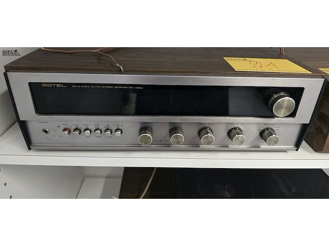 Lot 21 - tuner + versterker rotel rx 400 a - afbeelding 2 van  2