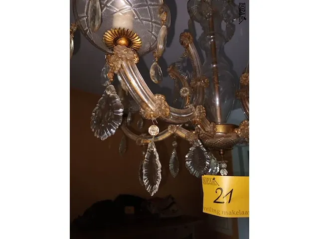 Lot 21 - venetiaanse luchter - afbeelding 2 van  4