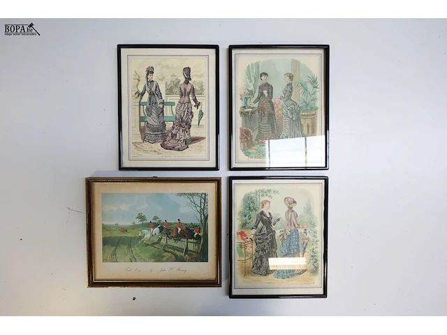 Lot 210 - kaders deco - afbeelding 1 van  3