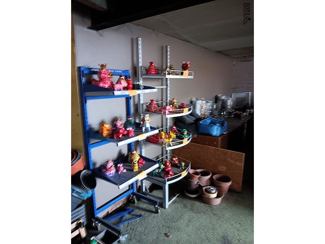 Lot 210 - lot rekjes - afbeelding 2 van  3