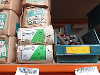 Lot 211 - groot lot mecanieke bouten - afbeelding 3 van  6